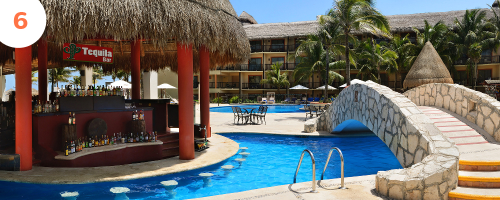 Catalonia Riviera Maya Resort & Spa Swim-Up Bar
